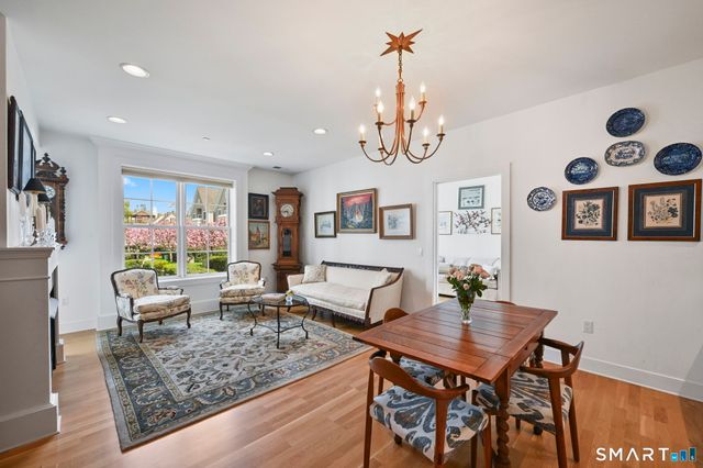 77 Havemeyer Lane 318, Stamford, CT 06902