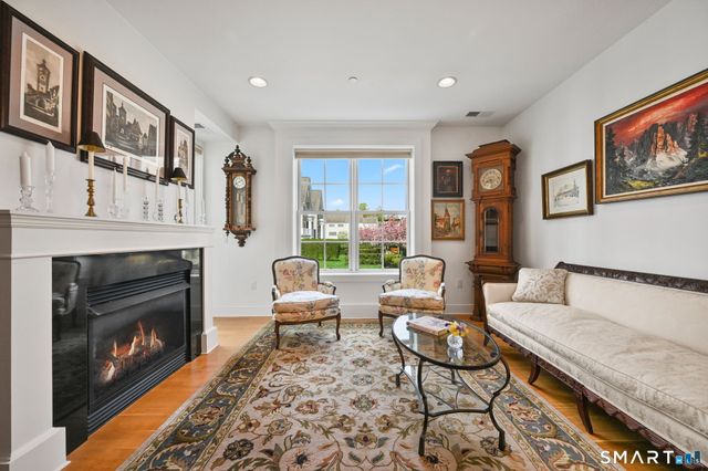 77 Havemeyer Lane 318, Stamford, CT 06902