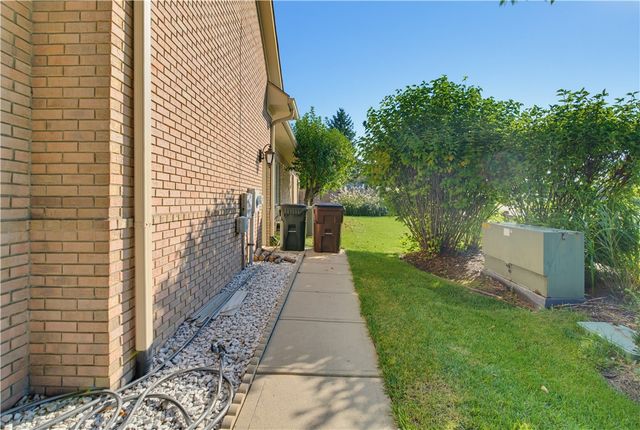 2824 Legend Falls Court, Beavercreek Twp, OH 45431