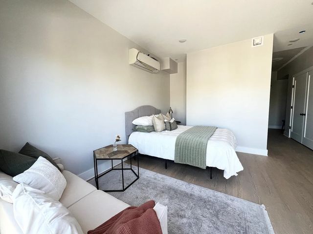 872 Broadway 303, Somerville, MA 02144