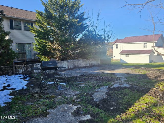 807 Coeburn Road, Wise, VA 24293