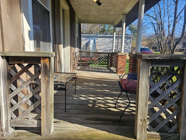 807 Coeburn Road, Wise, VA 24293