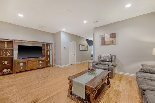 1831 Heldsberg Drive, Charleston, SC 29414