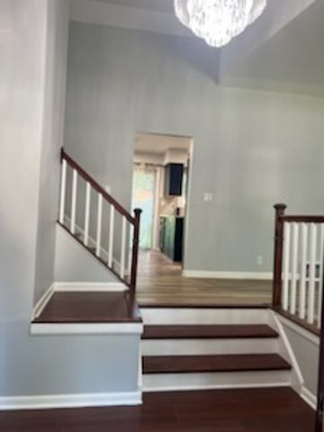 160 Camelot Way, Bolingbrook, IL 60440