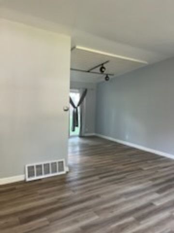 160 Camelot Way, Bolingbrook, IL 60440