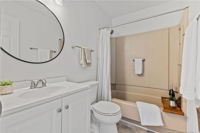 5812 Tuckertown Lane, Fayetteville, NC 28314