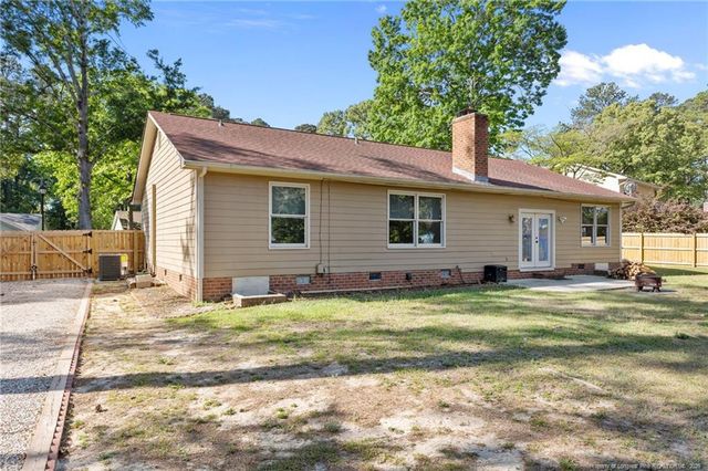 5812 Tuckertown Lane, Fayetteville, NC 28314