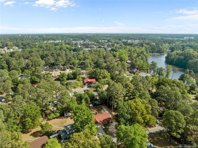 5812 Tuckertown Lane, Fayetteville, NC 28314