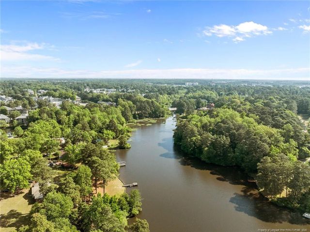 5812 Tuckertown Lane, Fayetteville, NC 28314