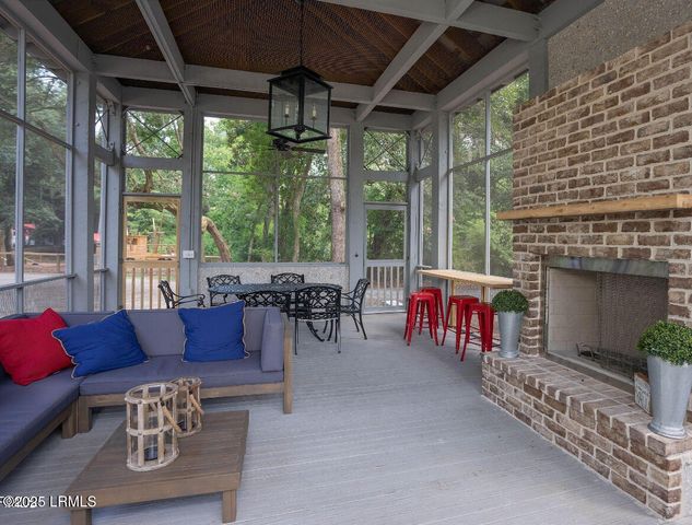 59 Bostick Circle, Beaufort, SC 29902