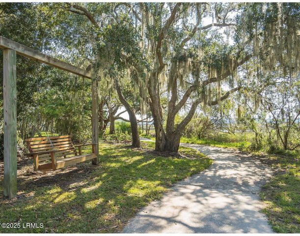 59 Bostick Circle, Beaufort, SC 29902