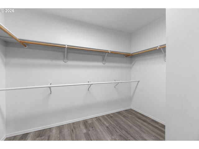 4735 Se POWELL BUTTE Pkwy, Portland, OR 97236