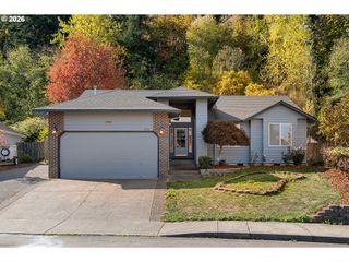 4735 Se POWELL BUTTE Pkwy, Portland, OR 97236