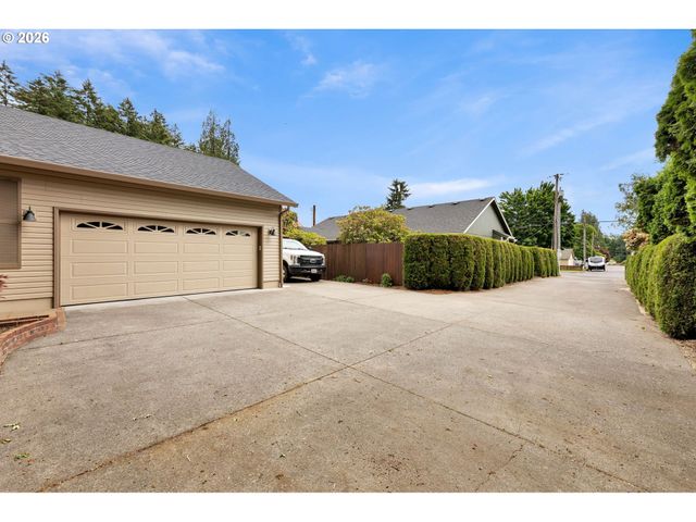 2309 G St, Washougal, WA 98671