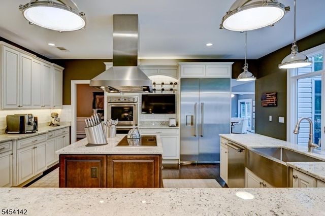 29 Douglas Dr, Sparta Twp., NJ 07871