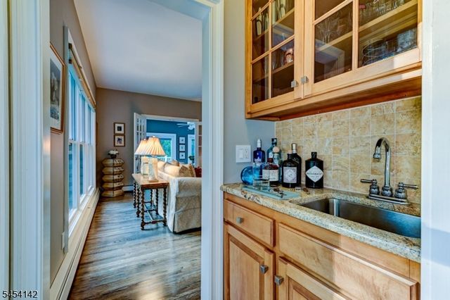 29 Douglas Dr, Sparta Twp., NJ 07871