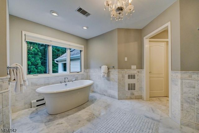 29 Douglas Dr, Sparta Twp., NJ 07871