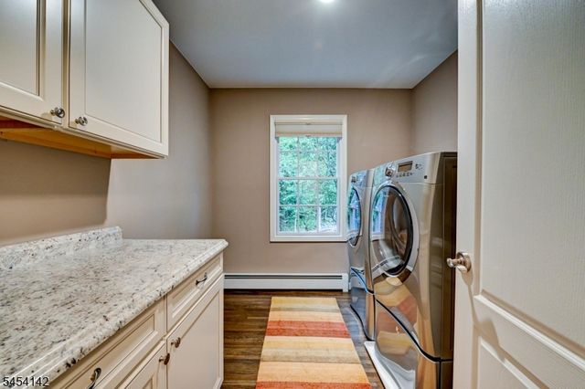 29 Douglas Dr, Sparta Twp., NJ 07871