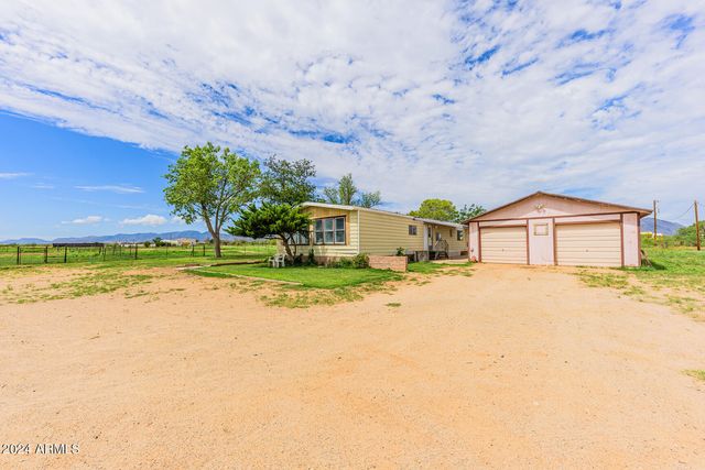151 E Havasu Way, Cochise, AZ 85606
