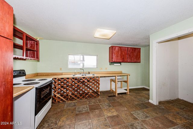 151 E Havasu Way, Cochise, AZ 85606