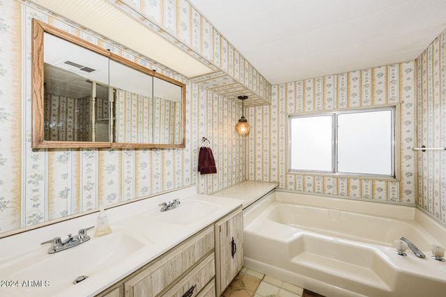 151 E Havasu Way, Cochise, AZ 85606