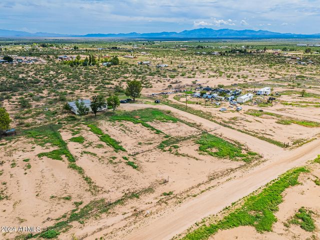 151 E Havasu Way, Cochise, AZ 85606