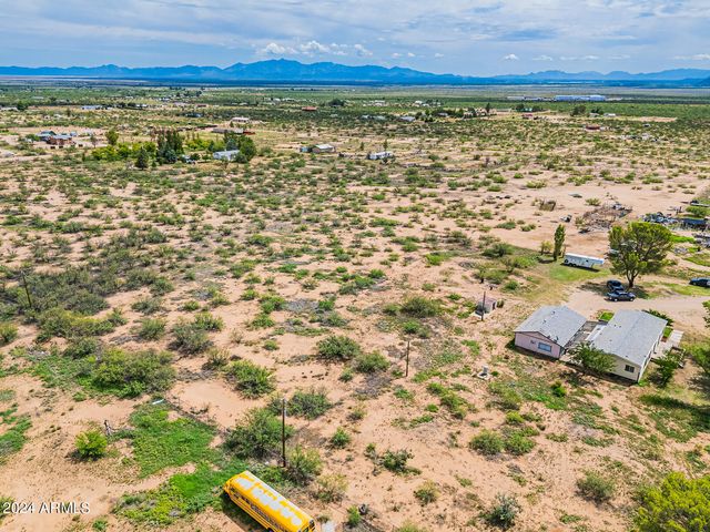151 E Havasu Way, Cochise, AZ 85606