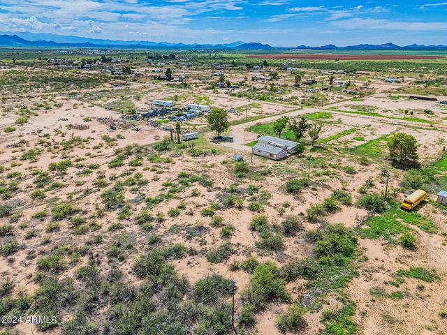151 E Havasu Way, Cochise, AZ 85606