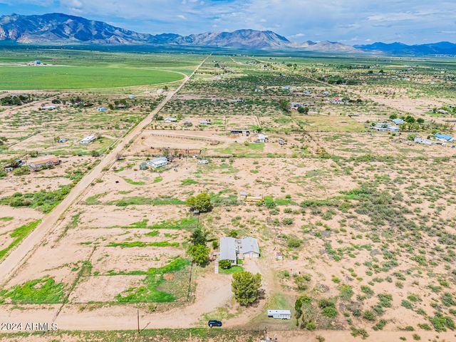 151 E Havasu Way, Cochise, AZ 85606