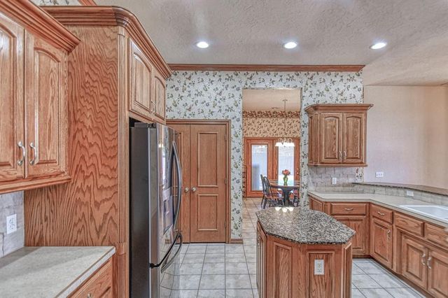 101 Summit Ridge Court, Norman, OK 73071