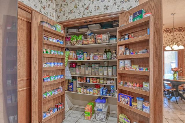 101 Summit Ridge Court, Norman, OK 73071