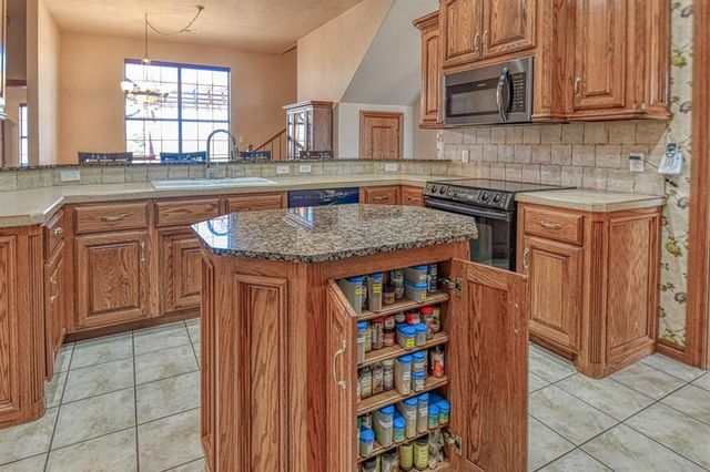 101 Summit Ridge Court, Norman, OK 73071