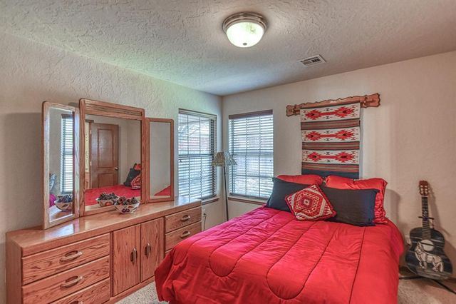 101 Summit Ridge Court, Norman, OK 73071