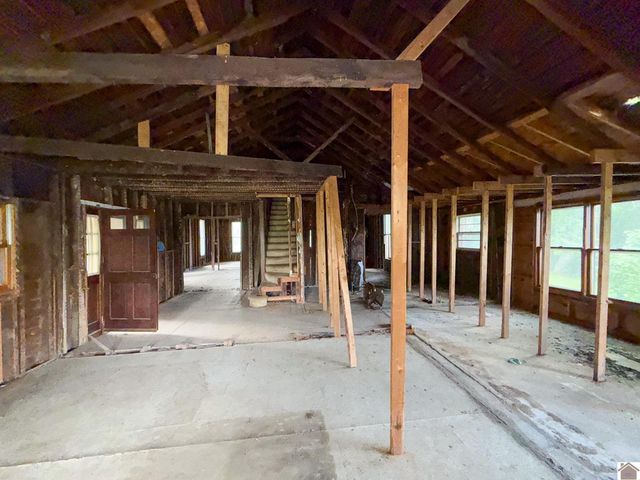 4734 Hendron Rd, Paducah, KY 42003