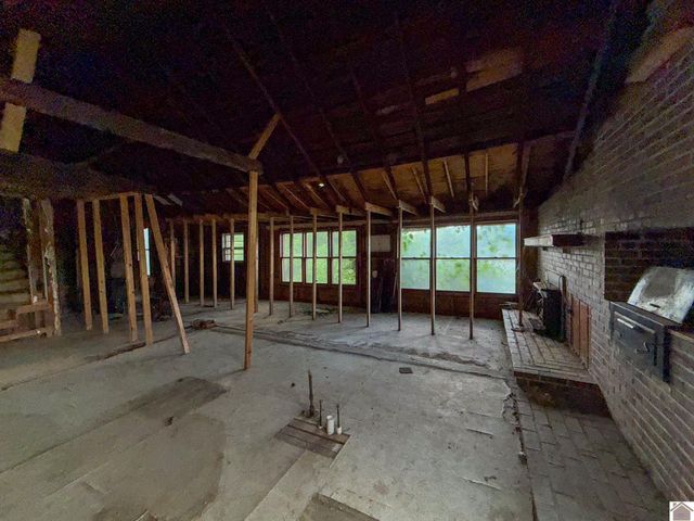 4734 Hendron Rd, Paducah, KY 42003