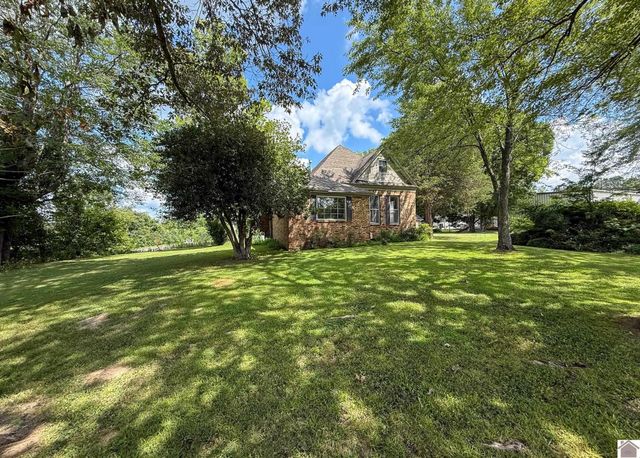 4734 Hendron Rd, Paducah, KY 42003