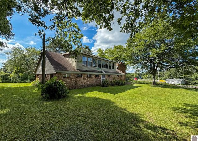 4734 Hendron Rd, Paducah, KY 42003