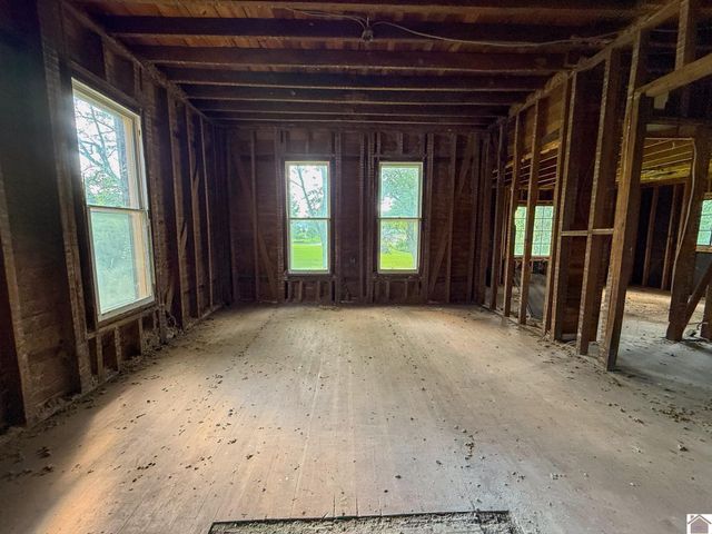 4734 Hendron Rd, Paducah, KY 42003