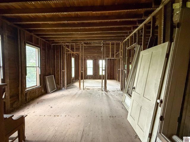 4734 Hendron Rd, Paducah, KY 42003