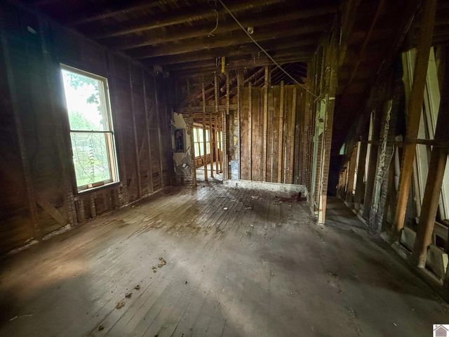 4734 Hendron Rd, Paducah, KY 42003