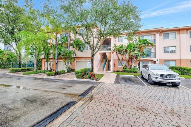 2009 SE 10th Avenue 302, Fort Lauderdale, FL 33316