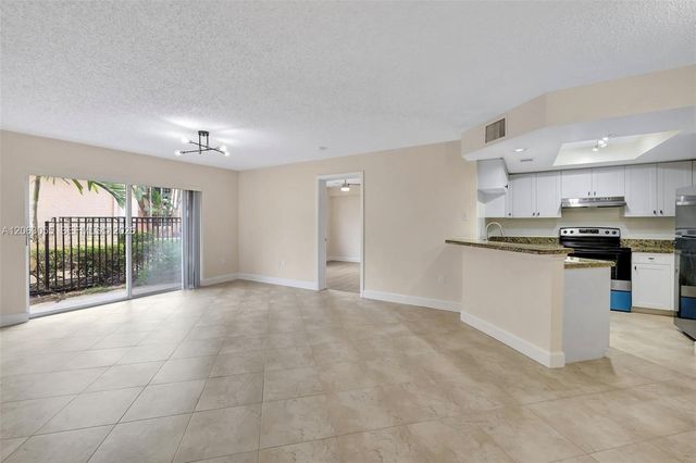 2009 SE 10th Avenue 302, Fort Lauderdale, FL 33316
