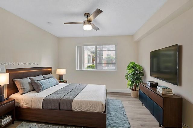 2009 SE 10th Avenue 302, Fort Lauderdale, FL 33316