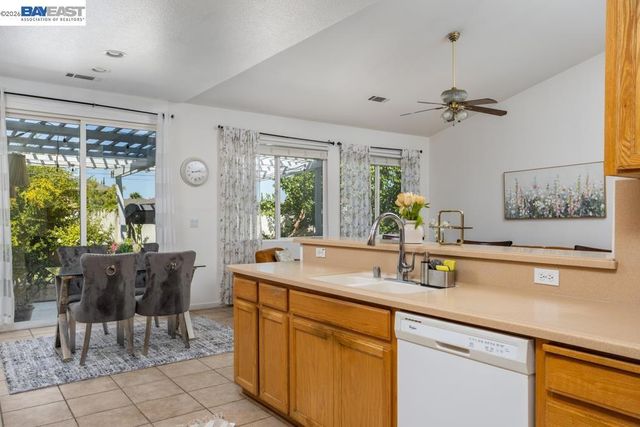 5506 Dawnview Way, Antioch, CA 94531