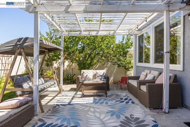 5506 Dawnview Way, Antioch, CA 94531