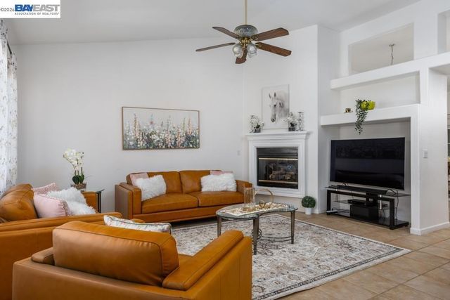 5506 Dawnview Way, Antioch, CA 94531