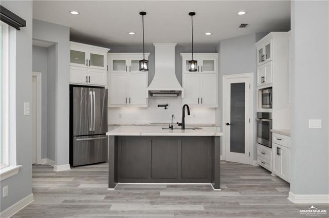 5904 N Dodger Street, Pharr, TX 78577