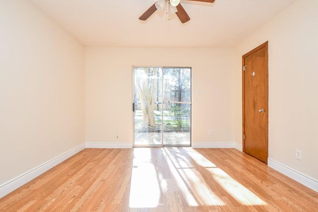 15203 Carols Way Drive, Houston, TX 77070