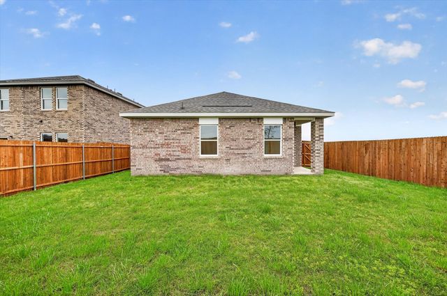 2128 Meadow Park Drive, Melissa, TX 75454