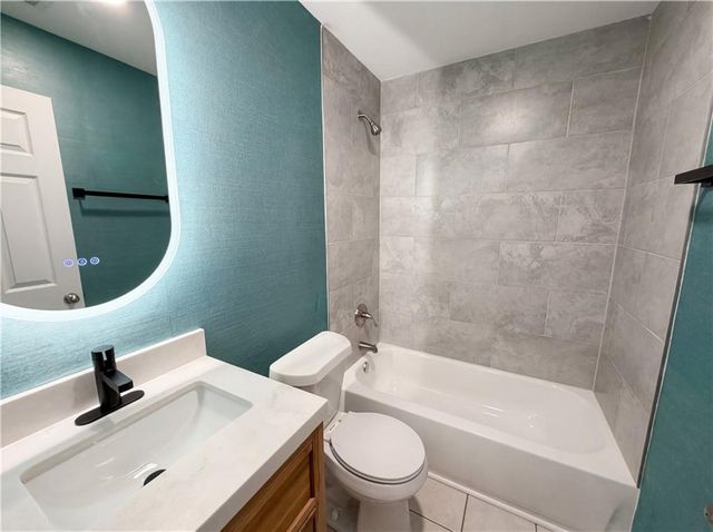 4241 Grady Smith Road, Loganville, GA 30052